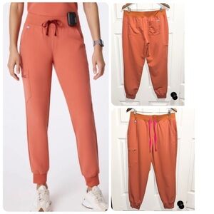 Figs Technical Collection Zamora Jogger Scrub Pants Spiced Cider Size Medium M/P